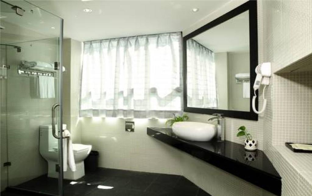 Shenzhen Luohu Art Hotel, Dongmen Shopping Center Buitenkant foto
