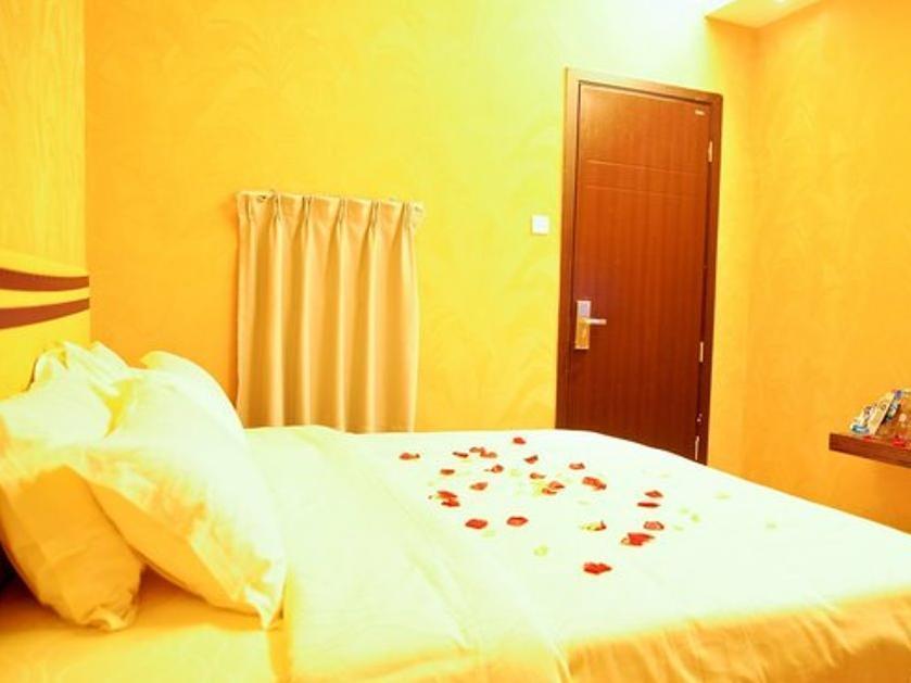 Shenzhen Luohu Art Hotel, Dongmen Shopping Center Buitenkant foto