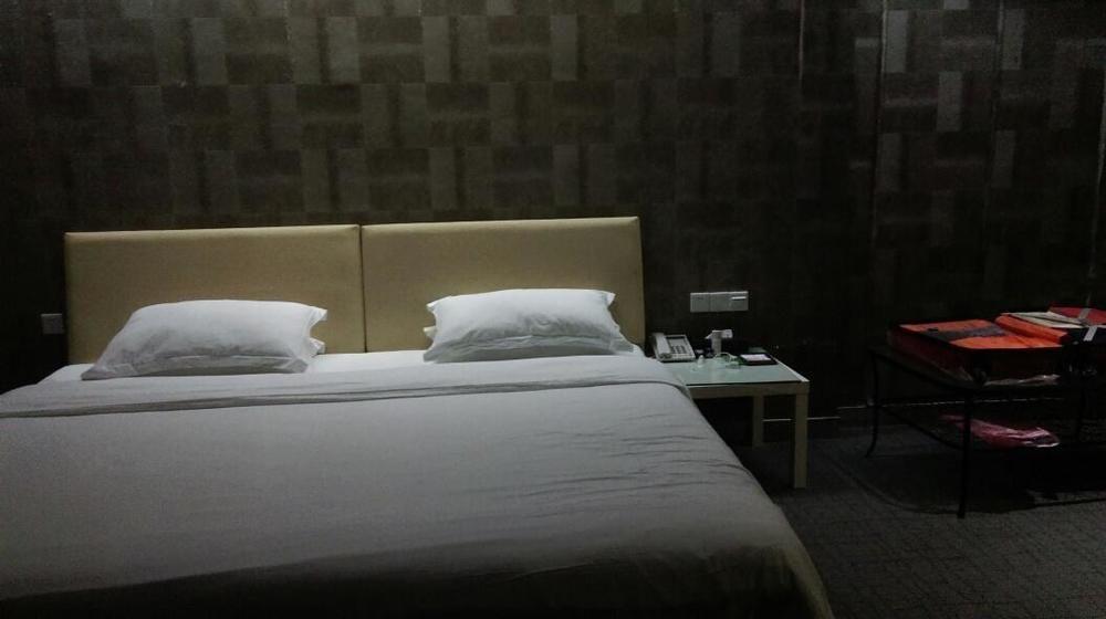 Shenzhen Luohu Art Hotel, Dongmen Shopping Center Buitenkant foto